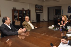 Giorgi busca reunir a las curtiembres con las terminales automotrices para producir tapizados con valor agregado