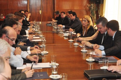Giorgi impulsa la sustitución de importaciones y el aumento de las exportaciones de software en la industria automotriz